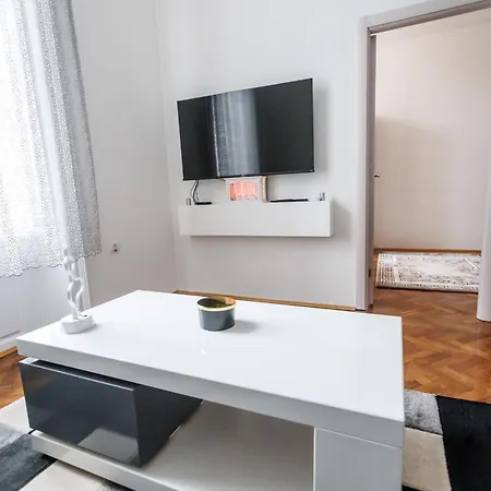 Dragin San Apartment